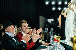 Стилист Александр Белов в жюри с Вячеславом Зайцевым