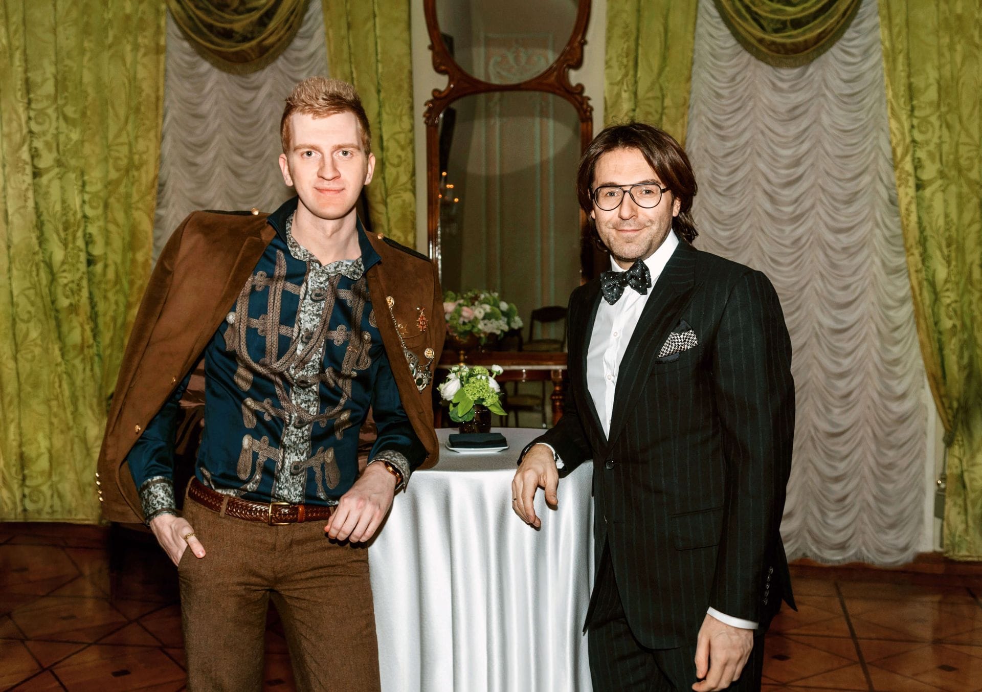 Стилист Александр Белов и
                                                            Андрей Малахов