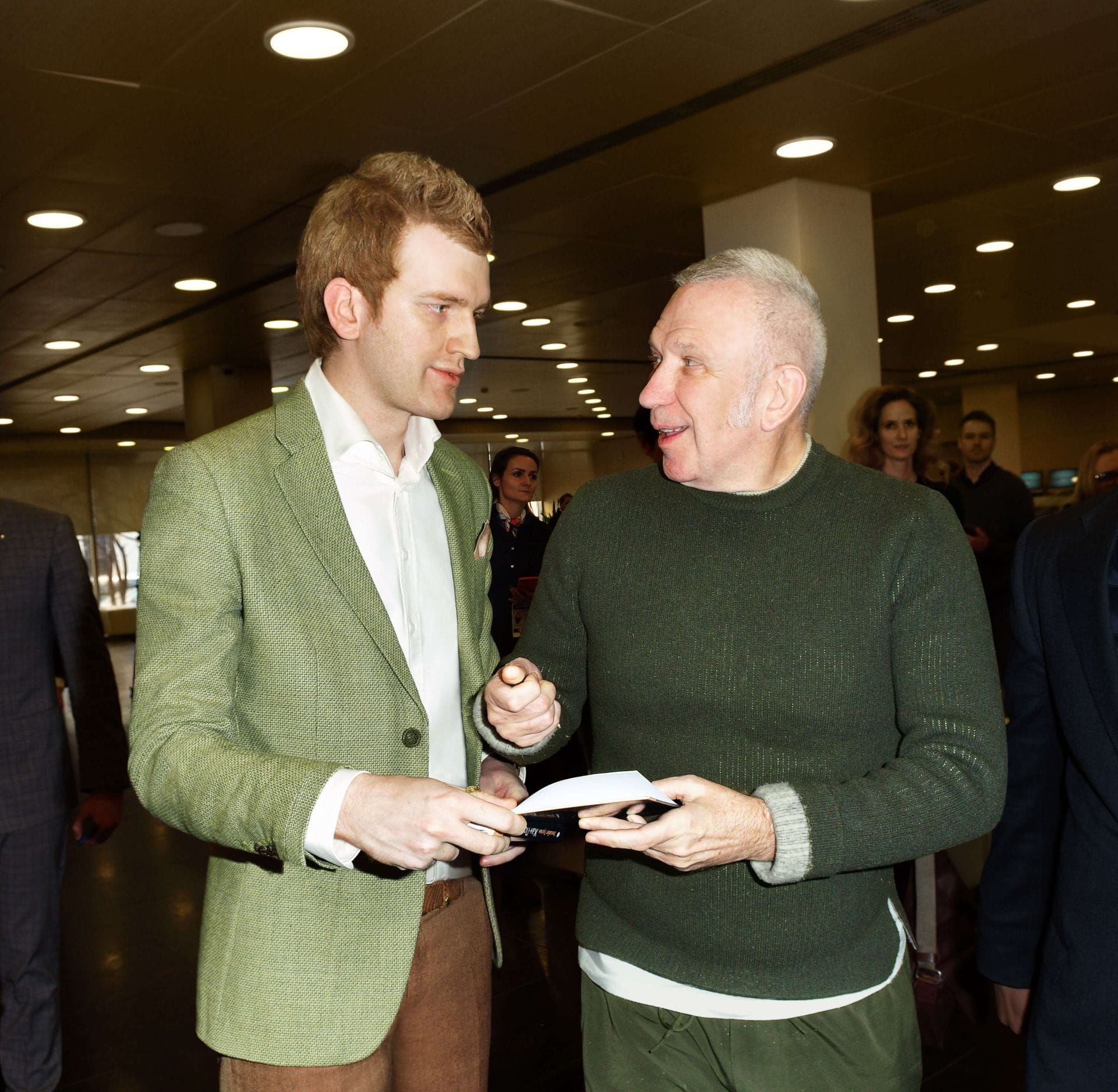 Стилист Александр Белов и
                                                            Жан-Поль Готье