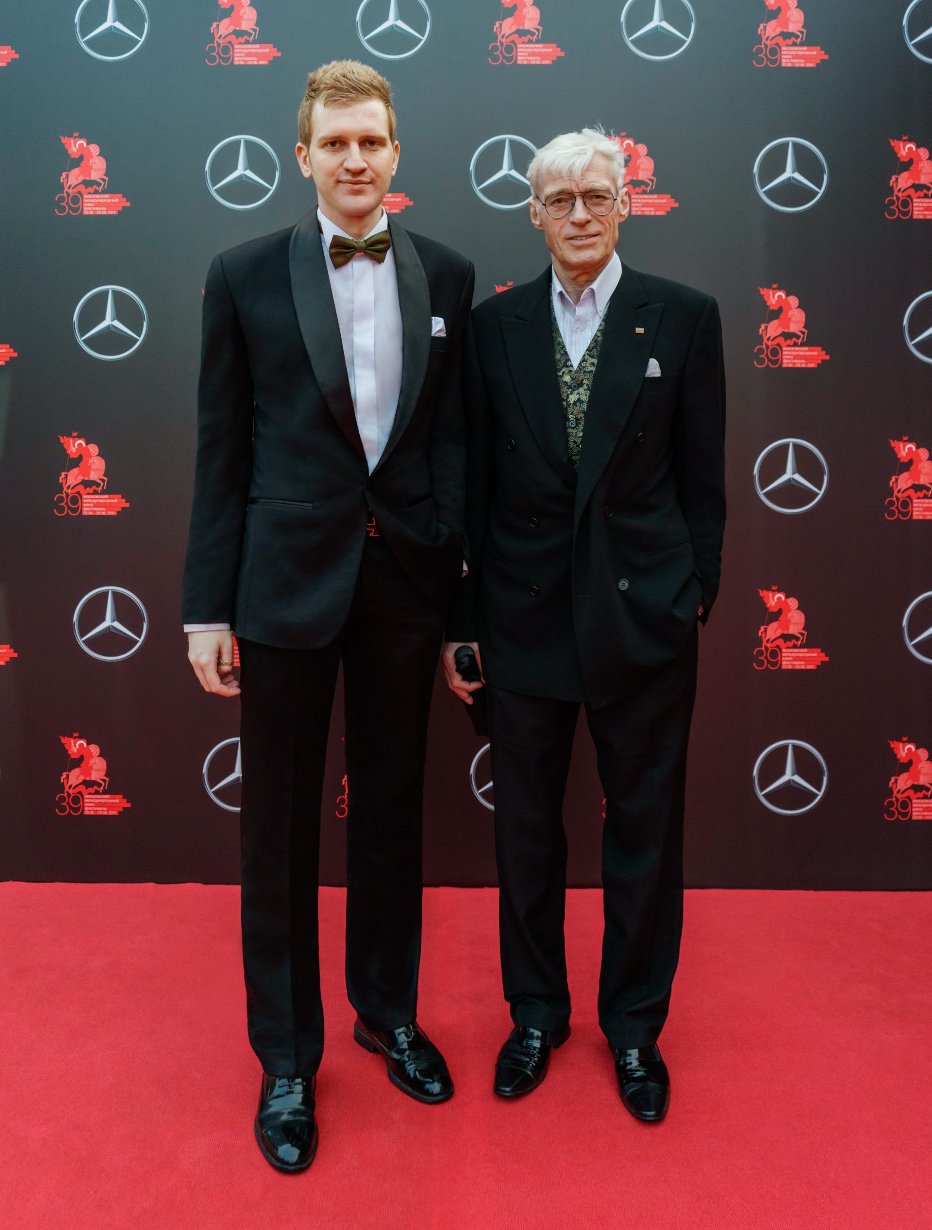 Стилист Александр Белов и
                                                            Борис Щербаков