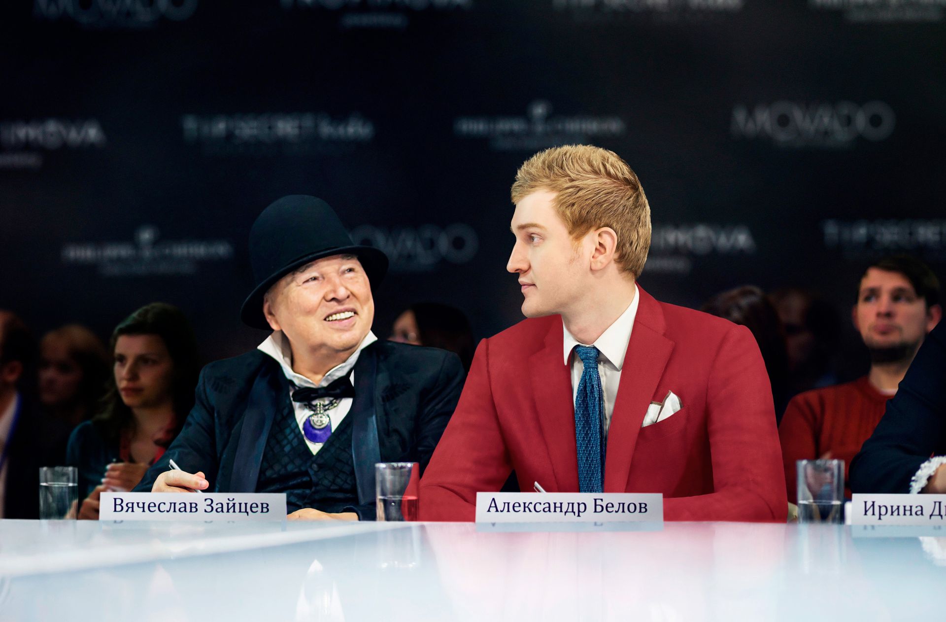 Стилист Александр Белов и
                                                            Вячеслав Зайцев