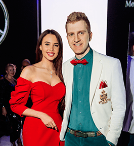  Анастасия Волконская-Решетова со стилистом Александром
                                                    Беловым